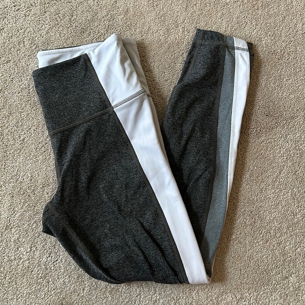 Athleta Cropped Leggings